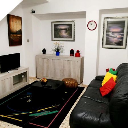 Casa Viro Apartment Пистичи Екстериор снимка